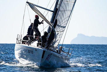 Campionato Invernale di vela daltura del golfo di Napoli